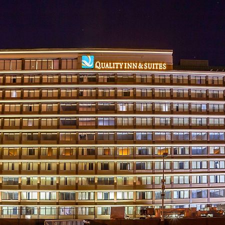 Quality Inn & Suites Cincinnati Bagian luar foto